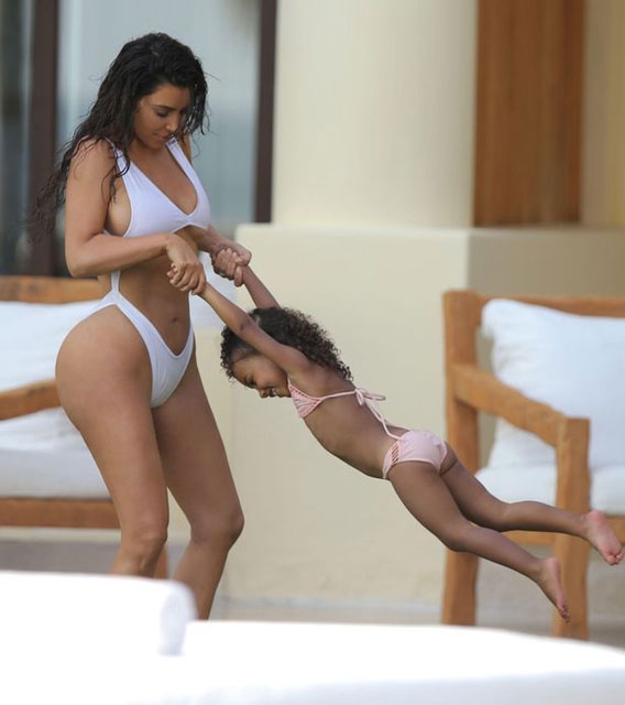 Kim Kardashian... GELENEKSEL MEKSİKA TATİLİNDE YİNE ÇOK SEKSİ! galerisi resim 4