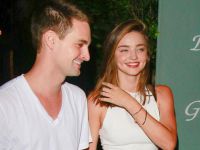 Miranda Kerr... İKİNCİ KEZ EVLENDİ!