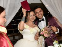 Dilara Yüzer… “ELİF”İN “BARBY BEBEK”İ EVLENDİ!