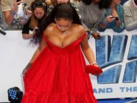 Rihanna... OLAY BEKARET İTİRAFI!
