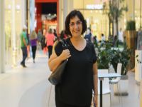 Füsun Demirel... SET VE TİYATRO ÇOK YOĞUN!
