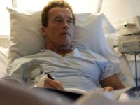 Arnold Schwarzenegger... DURUMU CİDDİYETİNİ KORUYOR