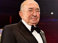 Türket İnanoğlu... EVİNDE DÜŞTÜ, HASTANEYE KALDIRILDI!